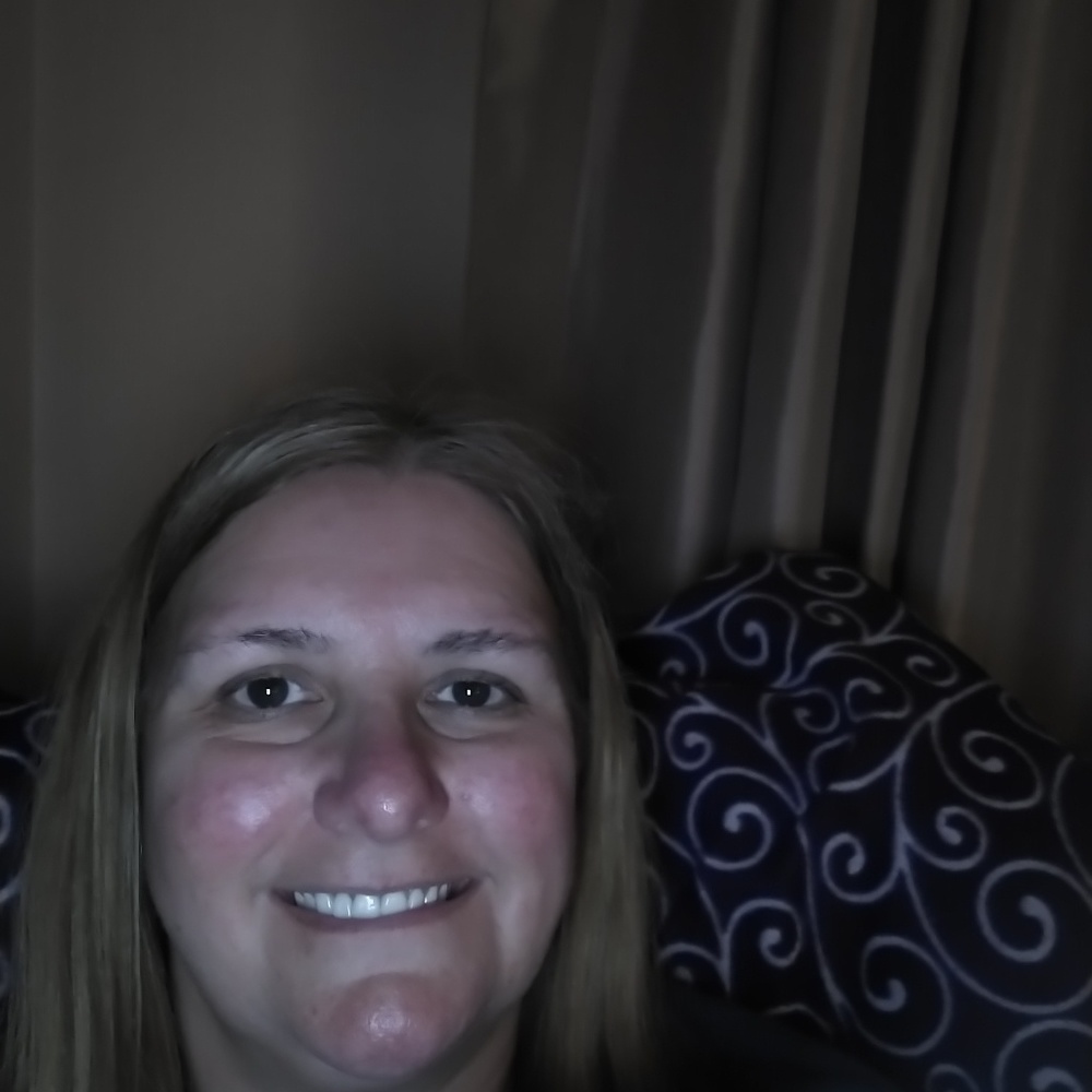 Meet your Posher, Christy